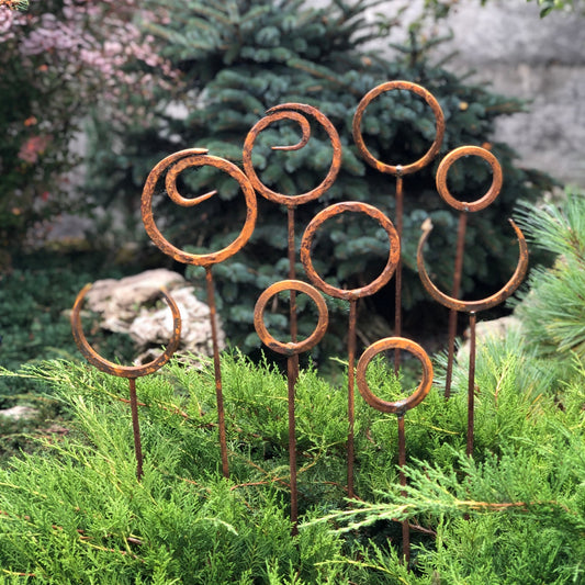 Set of 9 Rusty Metal garden stakes, Rusty metal ring decor