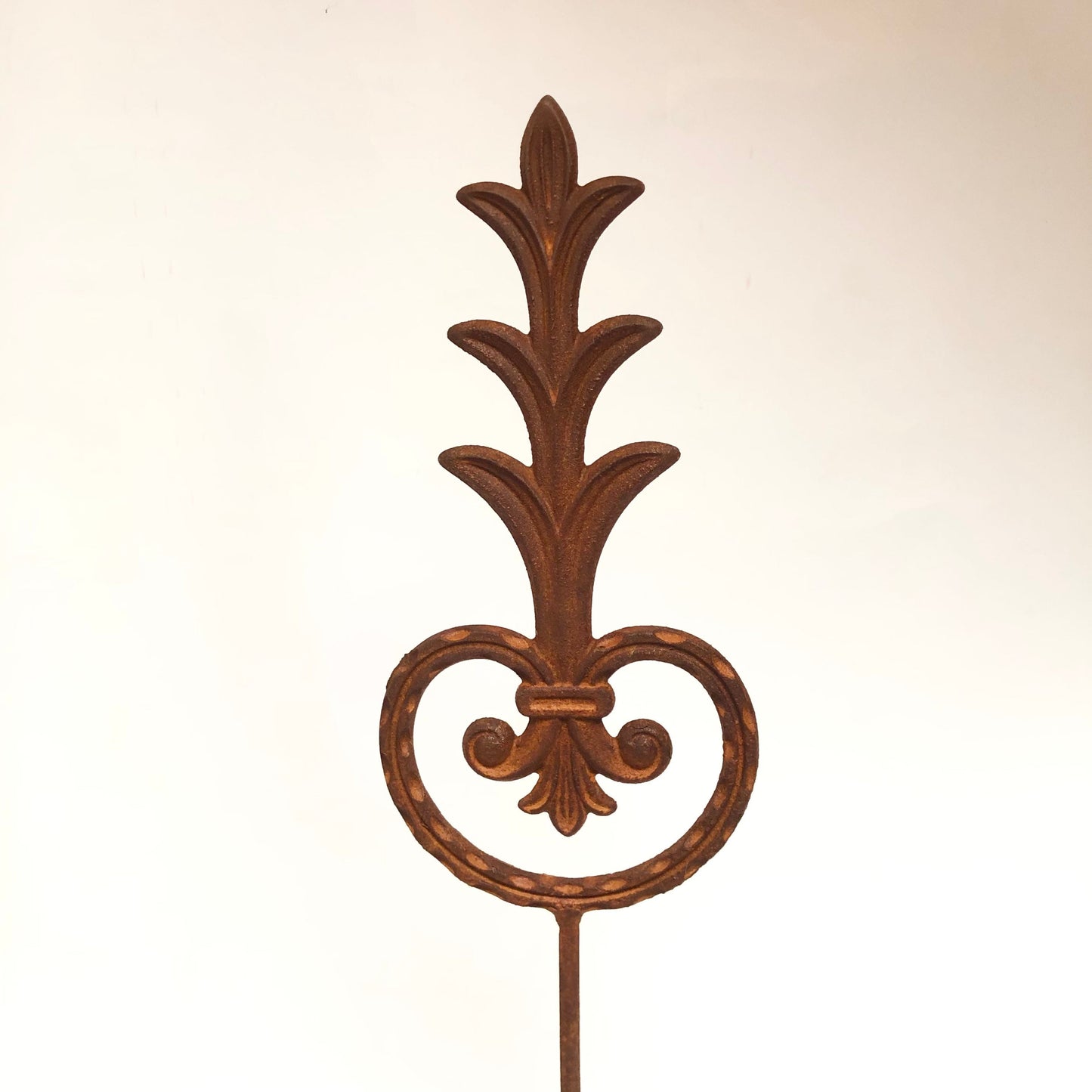 Rusty Metal Finial Home Sculpture: Elevate Your Space with Rustic Iron Decor, Perfect for Rustic Home Decor and Rustic Sculpture Enthusiasts.