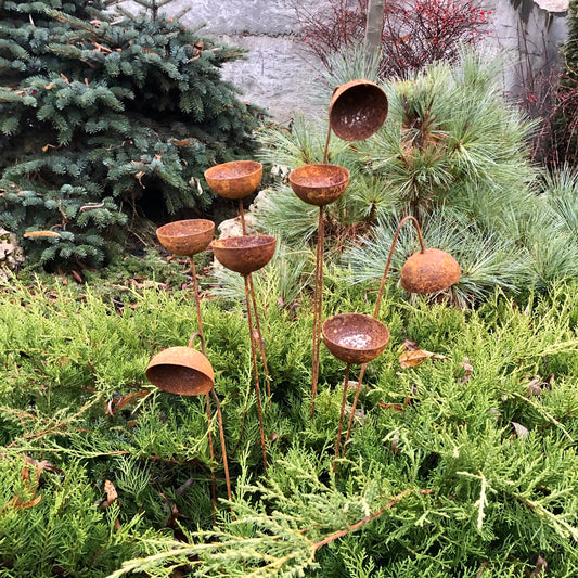 Rusty flower garden stakes, Flowers garden decor, Metal garden decor, metal yard art, outdoor metal decor, Rusty metal garden decor