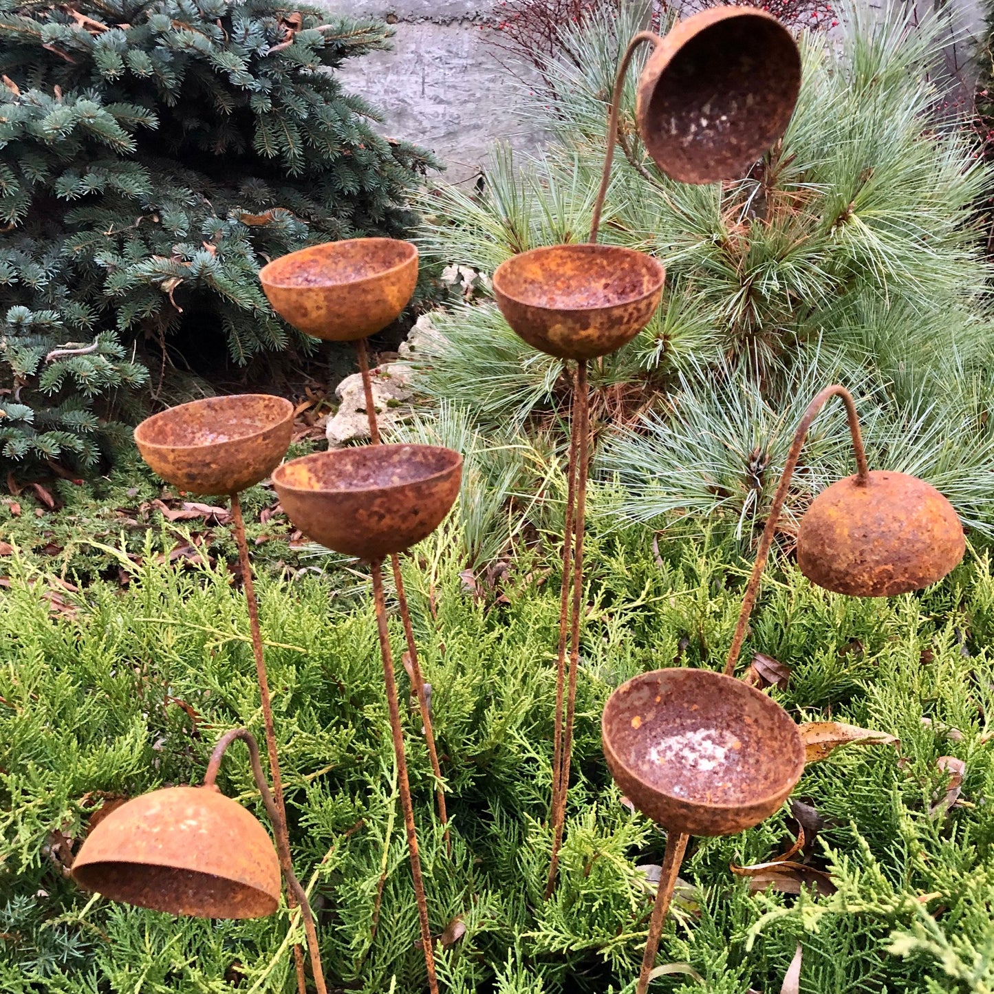 Rusty flower garden stakes, Flowers garden decor, Metal garden decor, metal yard art, outdoor metal decor, Rusty metal garden decor