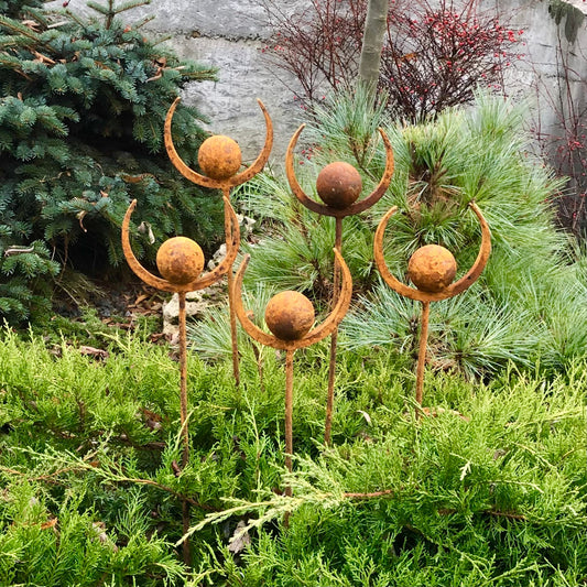 Set of 5 Rusty Metal Garden Stakes and Finials: Enhance Your Outdoor Space with Unique Metal Decor