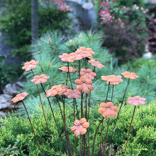 Rusty flowers set of 20, 20 Rusty flowers garden stakes, Metal garden decor, metal yard art, outdoor metal decor, Rusty metal garden decor