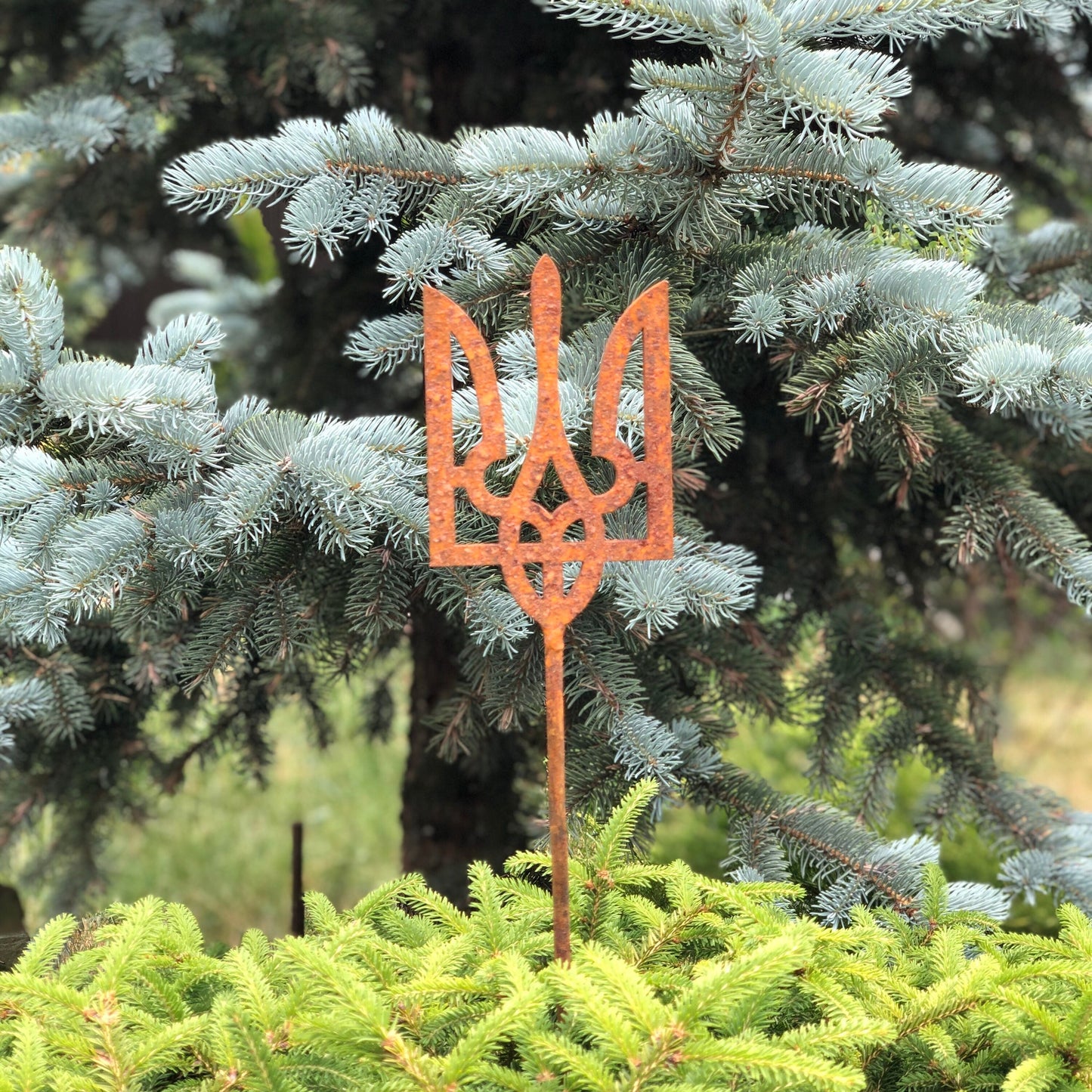 Ukrainian Rusty Tryzub,  Metal garden stakes, Rusty garden finials, Metal garden decor, Stand with Ukraine, Ukrainian trident