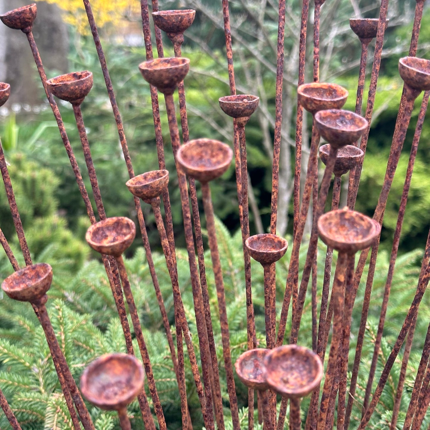 Set of 40 Rusty Tiny Flowers Garden Stakes: Charming Metal Decor for Your Garden and Yard.