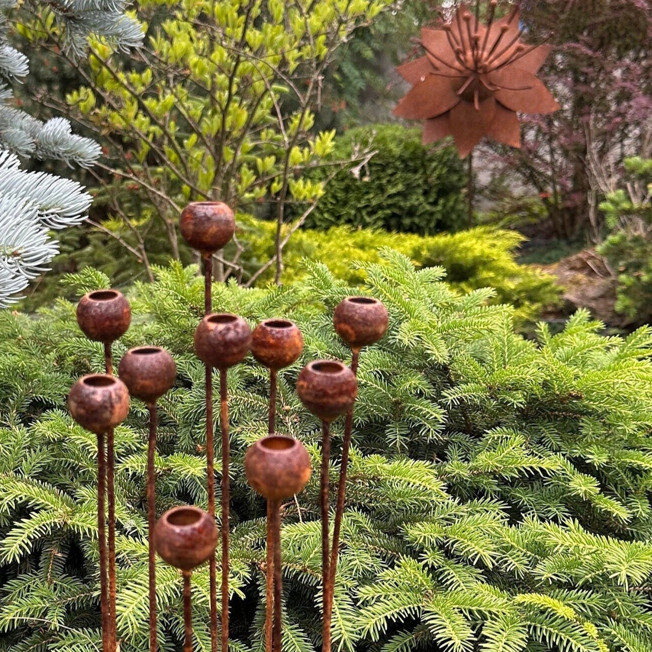 Set of 10 Rusty Tiny Flowers: Rustic Metal Garden Decor Perfect for Enhancing Your Outdoor Space, Ideal for Metal Rain Catchers and Yard Art.