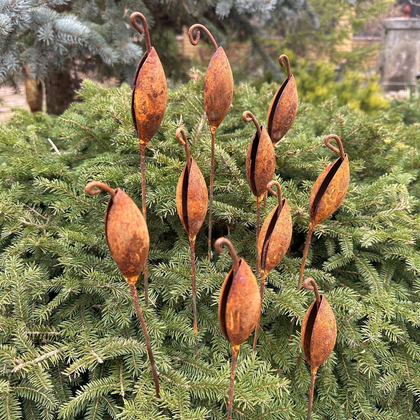 Rusty flowers set of 10, Flowers garden decor, Metal rain catchers, metal yard art, outdoor metal decor, Rusty metal garden decor