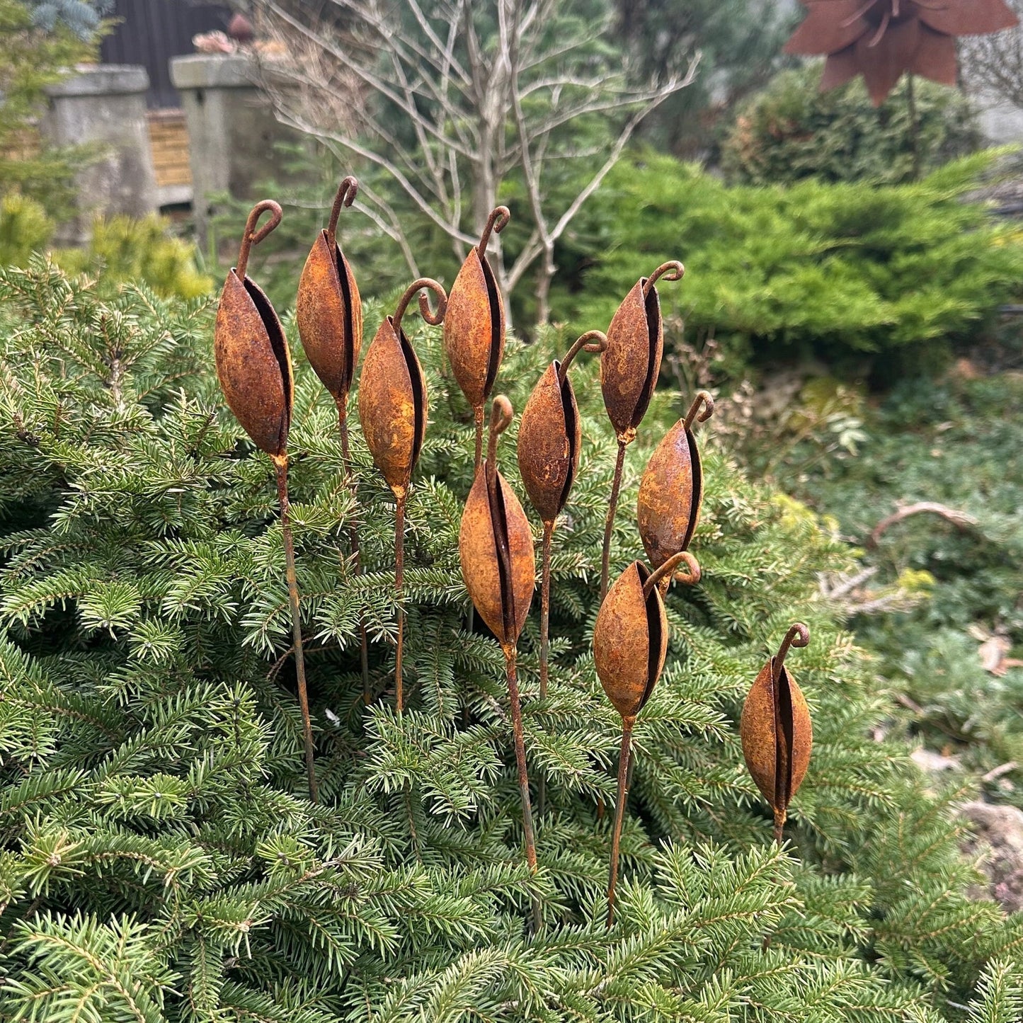 Rusty flowers set of 10, Flowers garden decor, Metal rain catchers, metal yard art, outdoor metal decor, Rusty metal garden decor