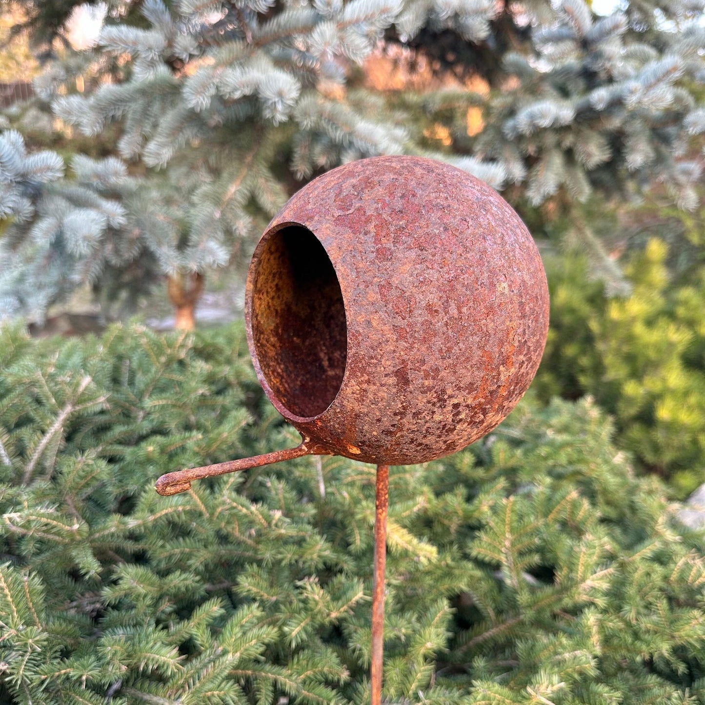 Modern Metal Bird Snacks Bar on the metal stake, Bird feeder outdoor garden decor